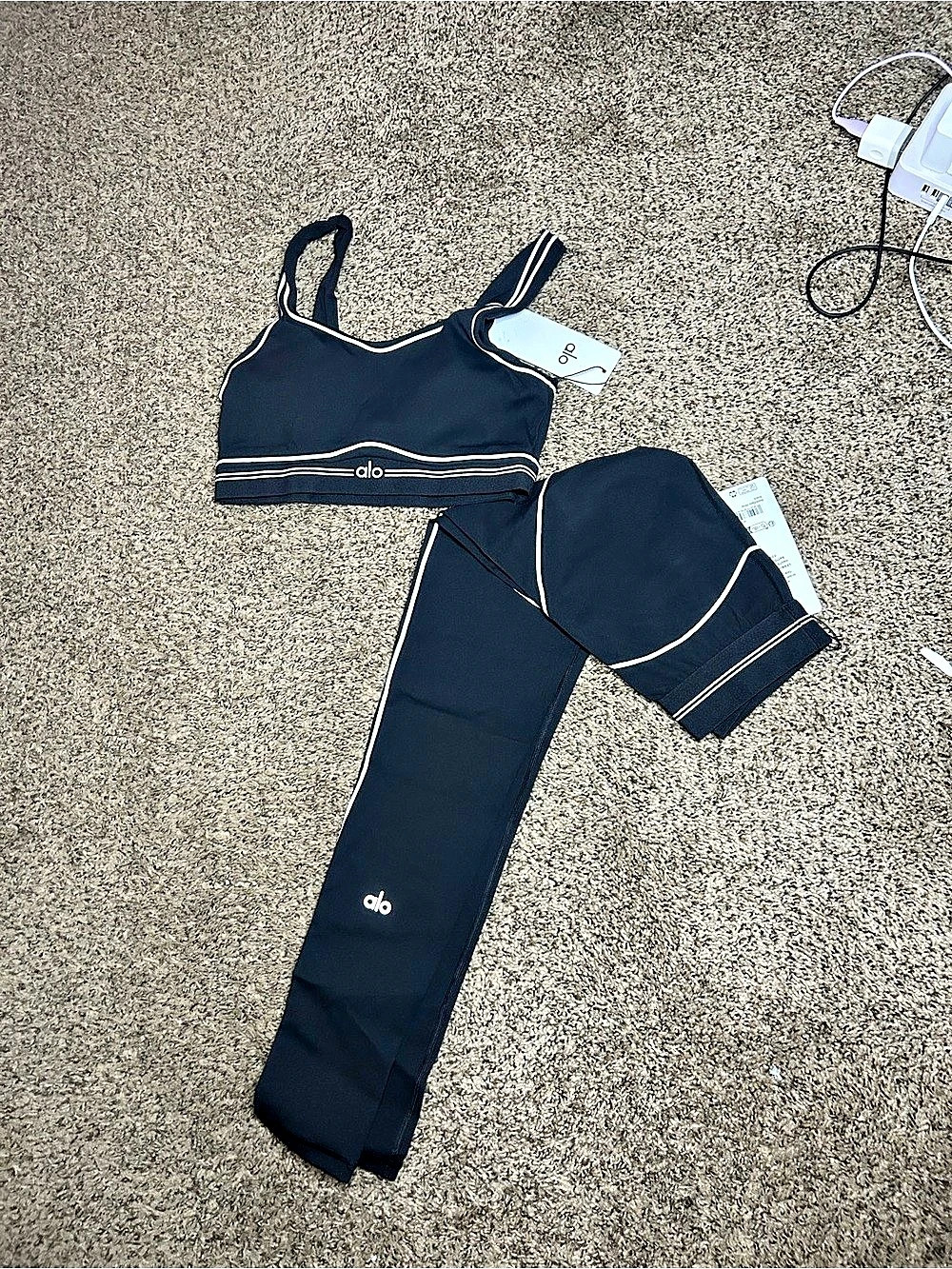 Alo Women's Black matching set